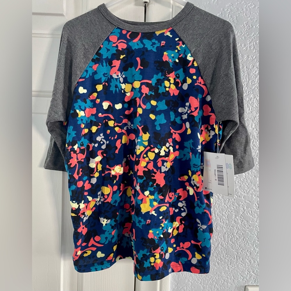 LuLaRoe kids size 6 Sloan Tee!